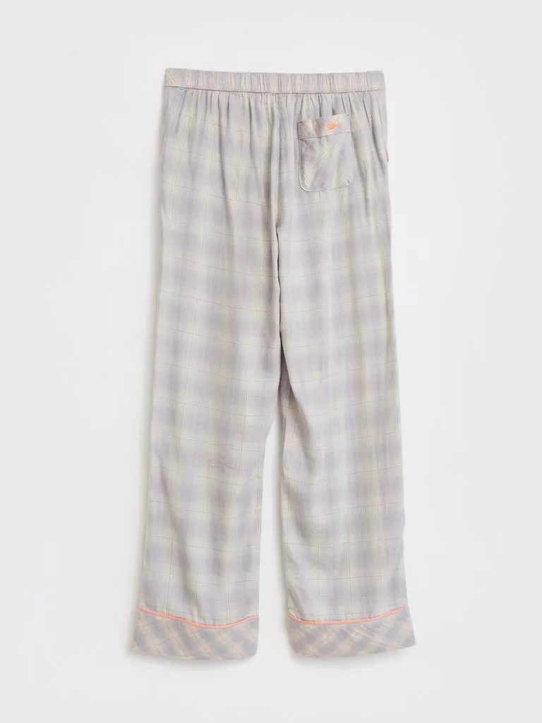 Woven Bottom